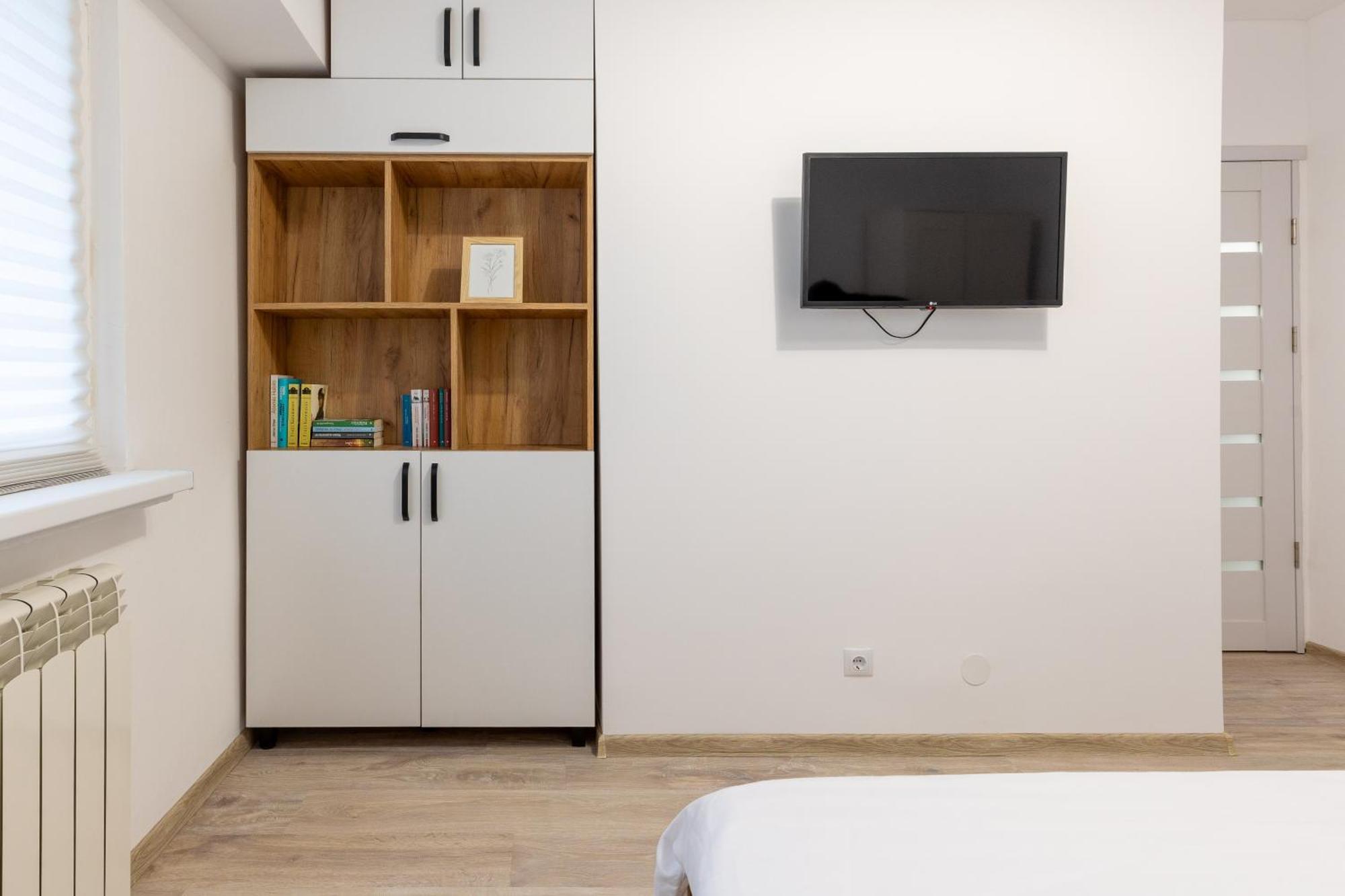 Minerva Studio Craiova Apartment Exterior photo